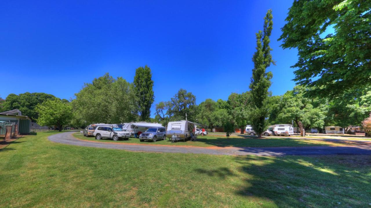 Myrtleford Holiday Park Экстерьер фото