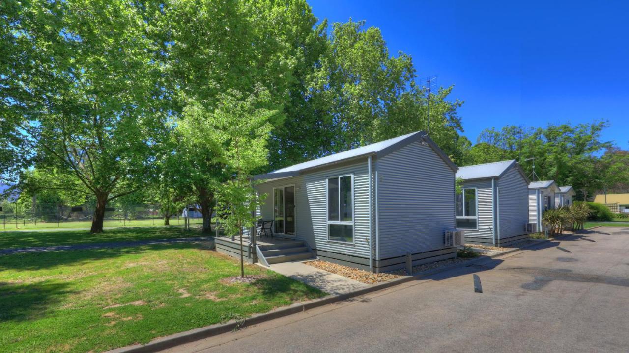 Myrtleford Holiday Park Экстерьер фото