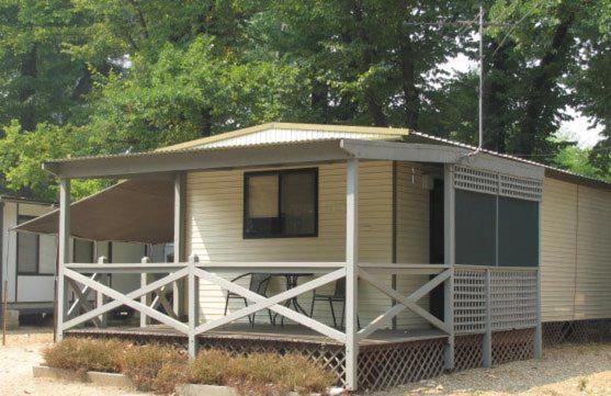 Myrtleford Holiday Park Экстерьер фото
